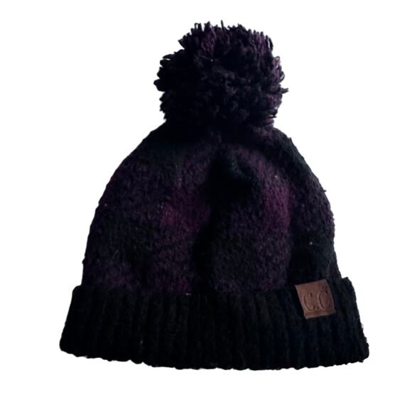 C.C. knit pom beanie - Picture 1 of 6